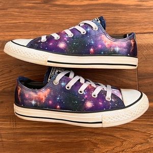 Converse Chuck Taylor Galaxy Sneakers